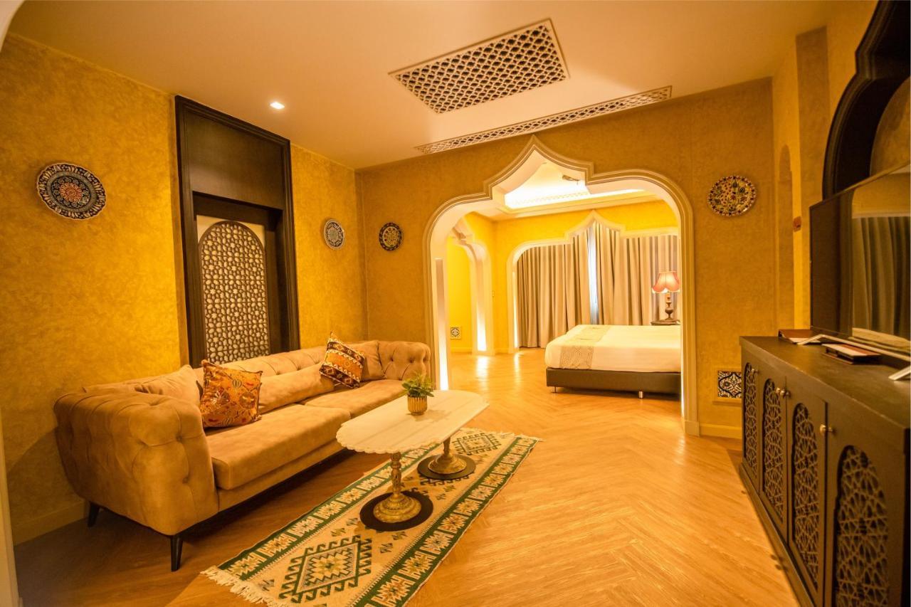 Amman Unique Hotel Udon Thani Buitenkant foto